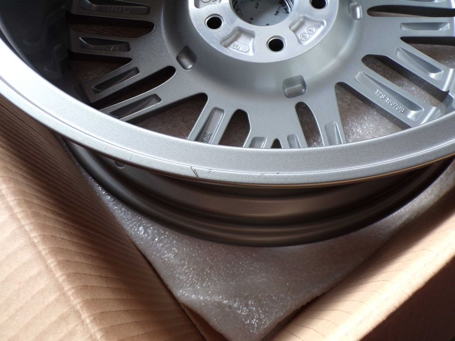 Felgi aluminiowe fabryczne 18 5x114,3 Honda HRV HR-V RU ryskitransportowe