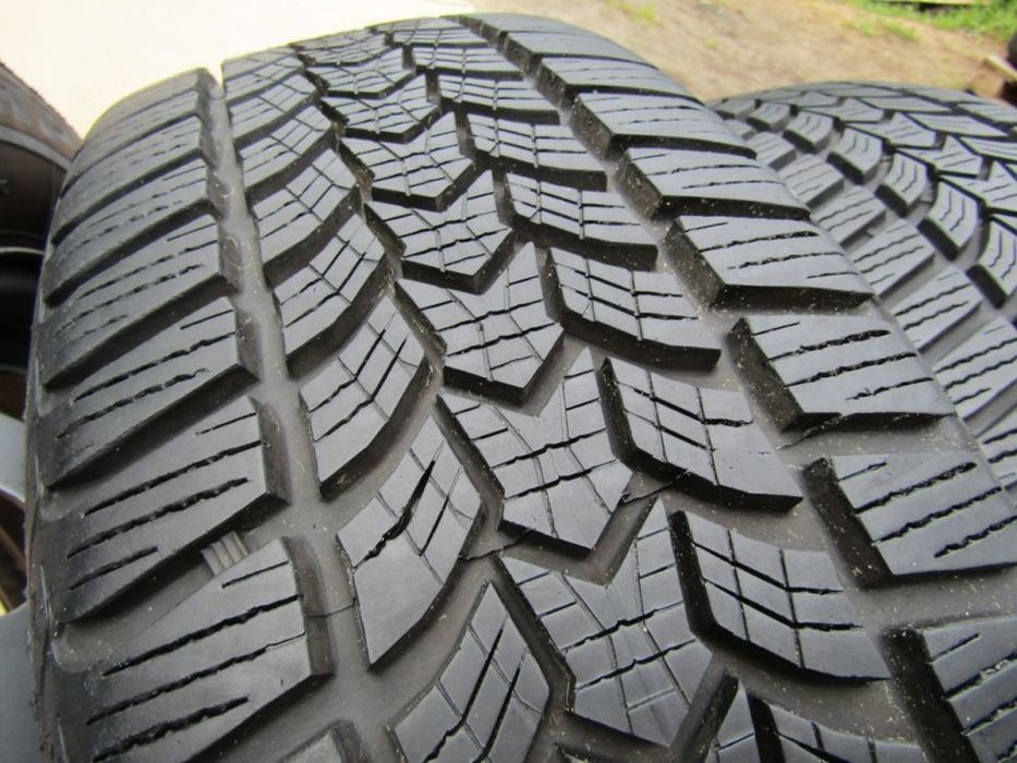 4x felgi stalowe 16 dacia duster oe i ii / 6,5 j 5x114,3 et50 piasta 66,1 mm / oryginalne
