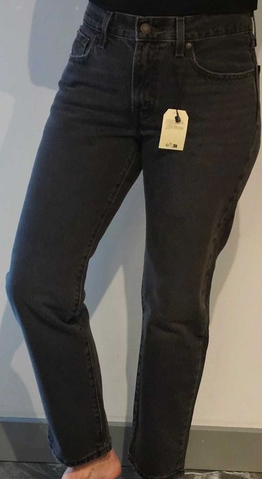 Jeansy Levi’s czarne – NOWE, rozmiar 28x29