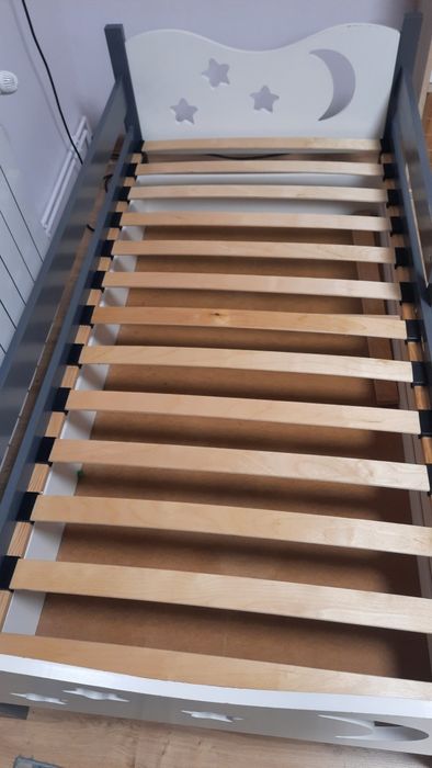 Łóżko  dla dziecka 80x160 z pojemnikiem