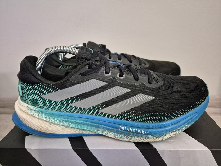 Buty męskie do biegania Adidas Supernova Rise 2 rozmiar 44.
