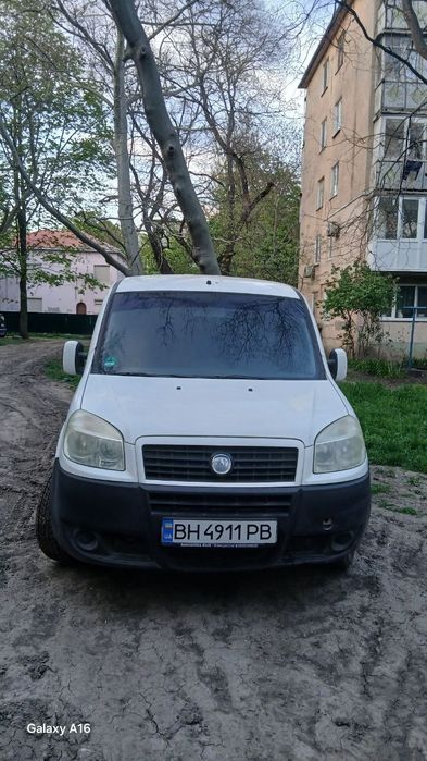 Мащина fiat doblo