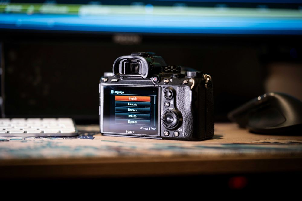 Sony a7III + 28-70