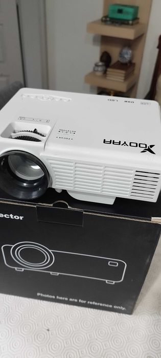 Portable Projector64170803202817124