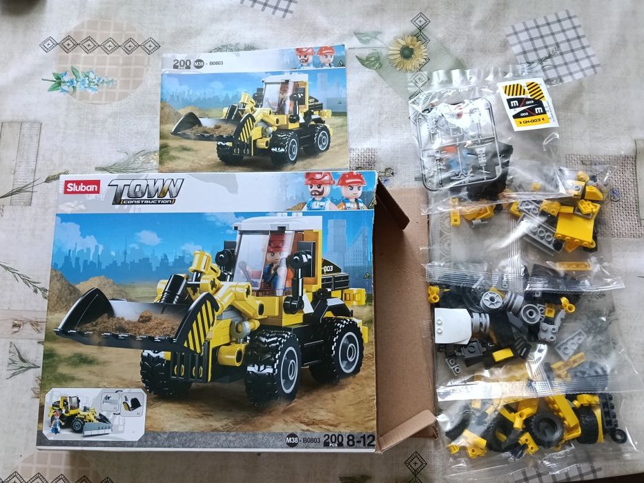 Конструктор Sluban Town 200деталей