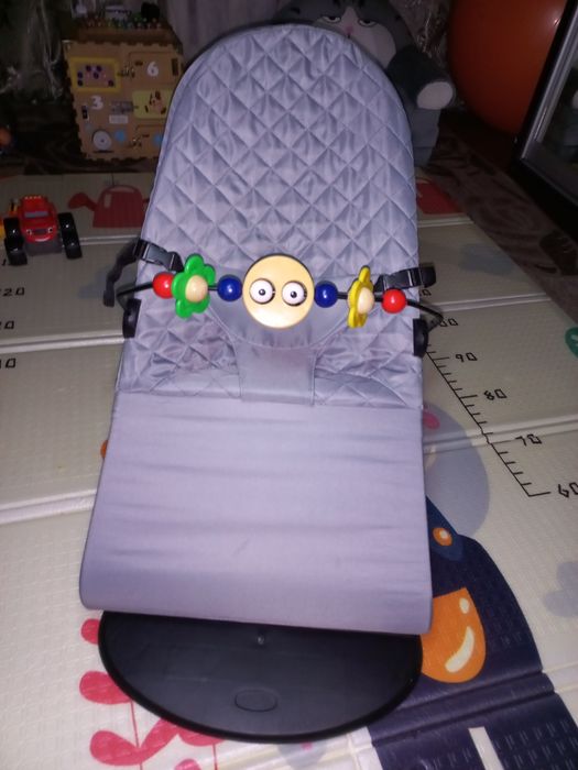 Дитячий шезлонг-гойдалка