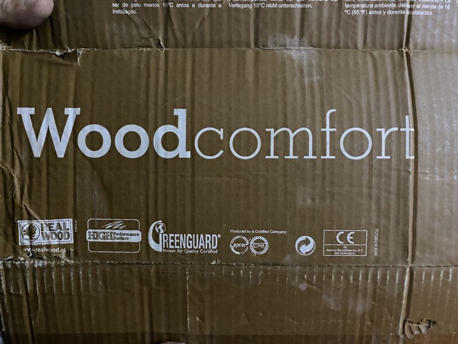 Piso flutuante Wicanders Wood Confort Castanho