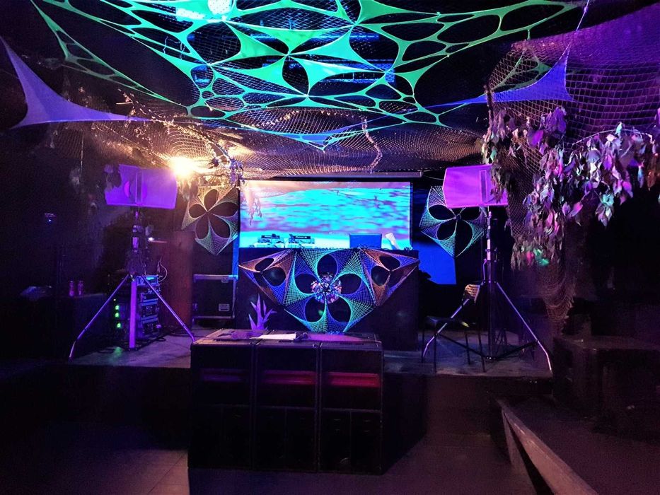 wynajem nagłośnienia Void Acoustics oraz odtwarzaczy dla DJa