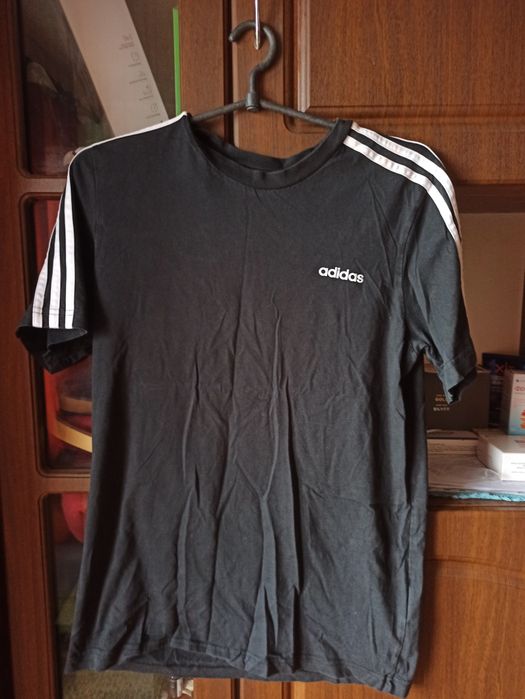 Продам мужскую футболку xl