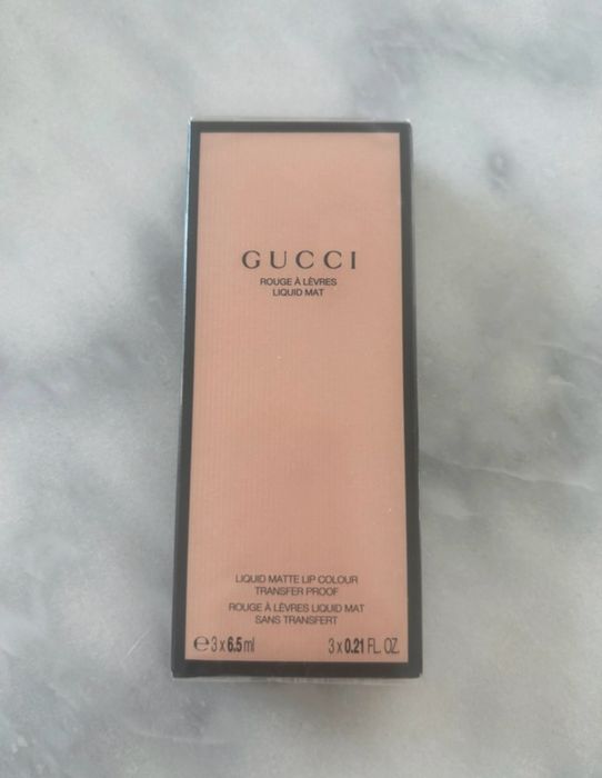 Pomadki Gucci Transfer Proof Matte Liquid Lip Colour Lipstick szminki