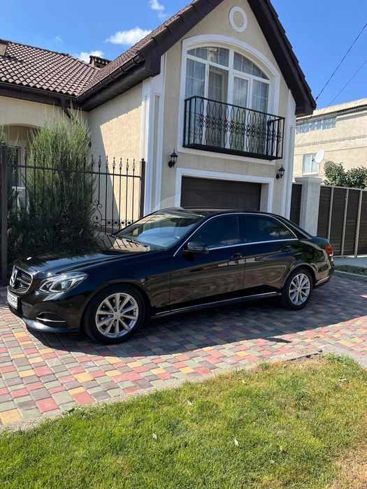 Mercedes-Benz W212(FL) 2014 года.