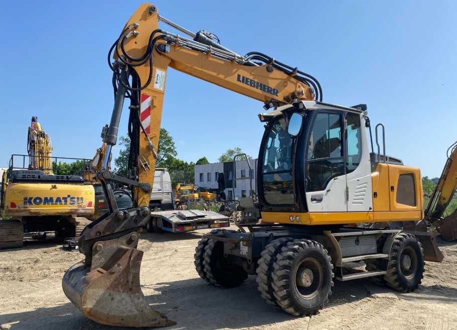 Колісний Екскаватор Liebherr A914