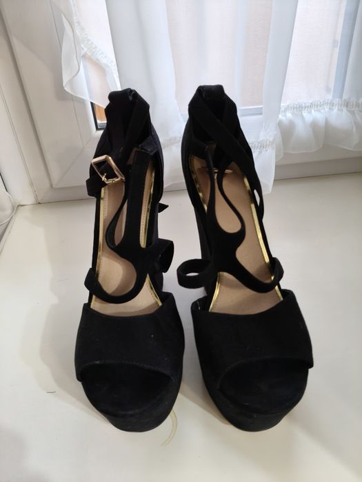 Басаножки на танкетке