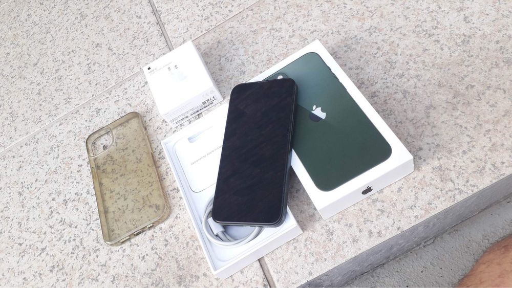 iPhone 13 128GB Verde Desbloqueado - Como Novo
