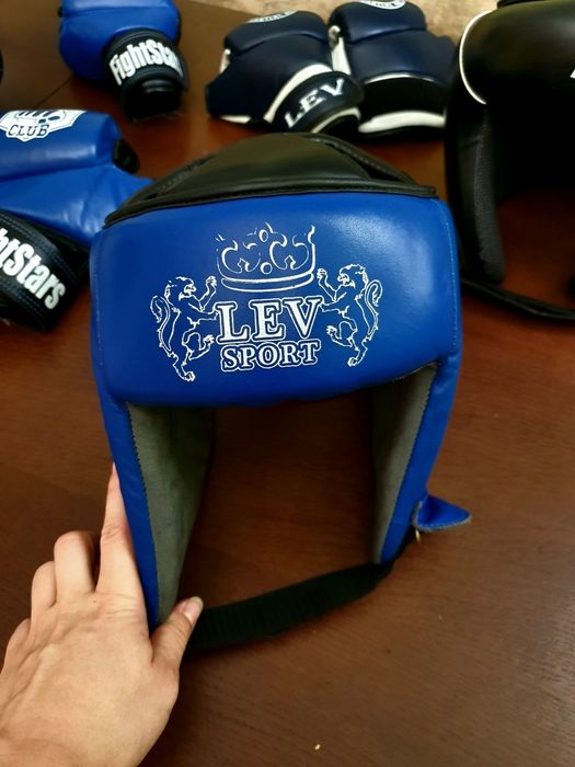 Шолом LEV Sport 6-8 років розмір S, шкіра