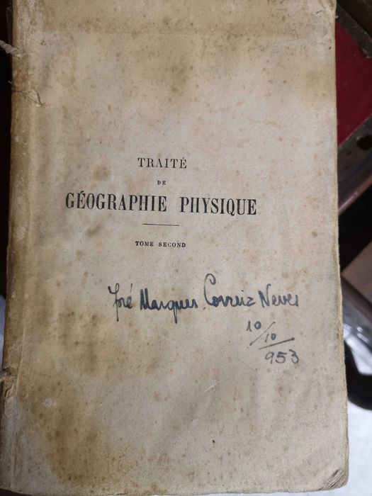 Livros muito antigos para Restauro