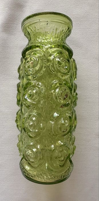 Wazon “Róże” HS Julia, jasno zielony, PRL