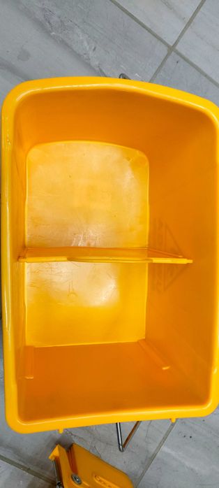 Wózek sprzątający, wiadro 20 litrów z prasą