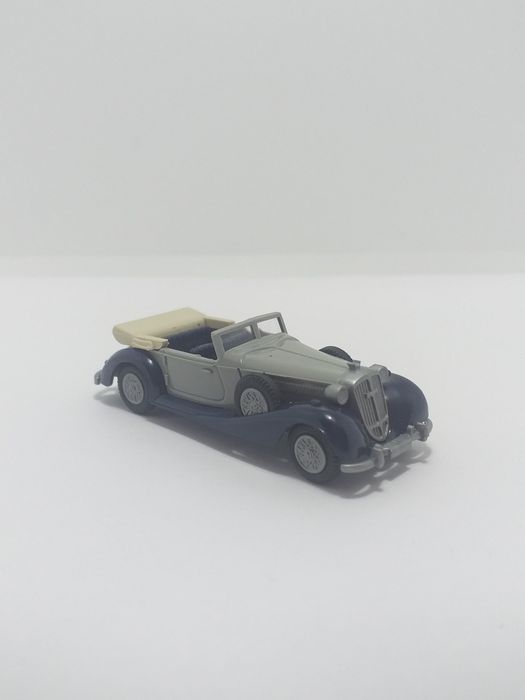 Miniatura Horch 853A da marca Praliné escala H0 1/87