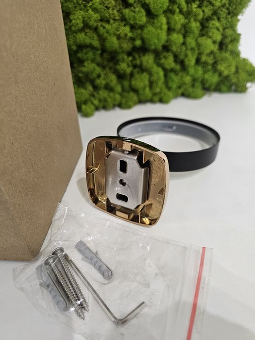 Szczotka do wc FDesign Merida wisząca czerń i różowe złoto