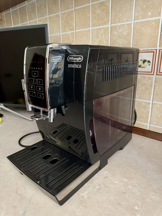 Продам кавомашину De’Longhi Dinamica.