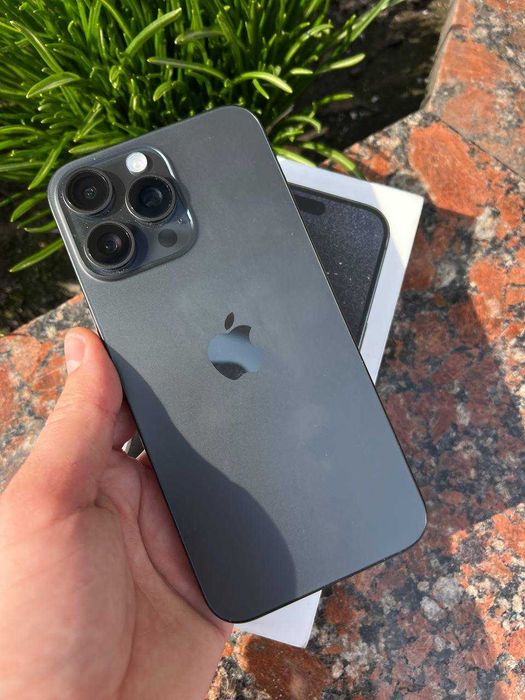 iPhone 15 Pro Max 256GB Black Titanium NEVERLOCK