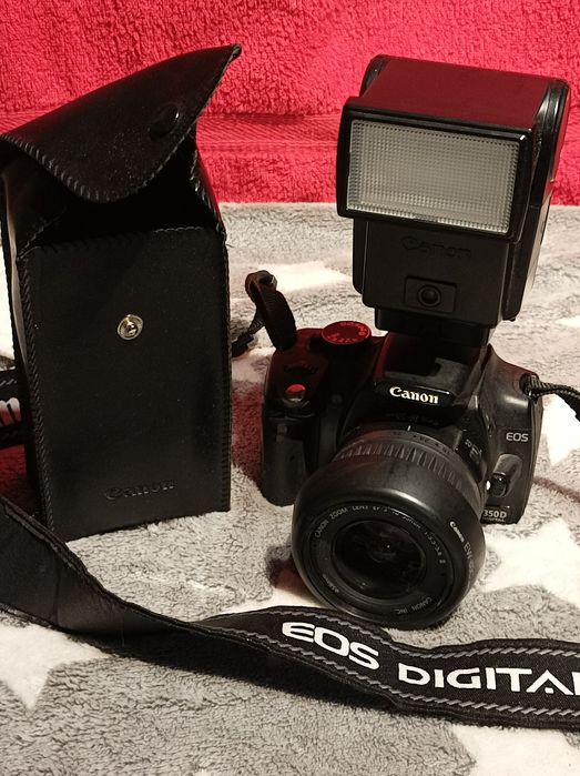 Rezerwacja! Aparat cyfrowy Canon Eos 450D,obiektyw Canon 18-55,lampa.