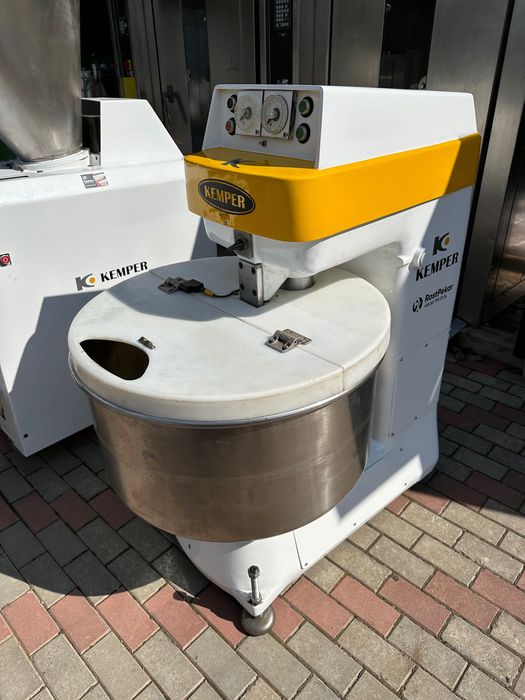 Спиральный тестомес с отсекателем для пекарни Kemper Sp75 NEU тістоміс