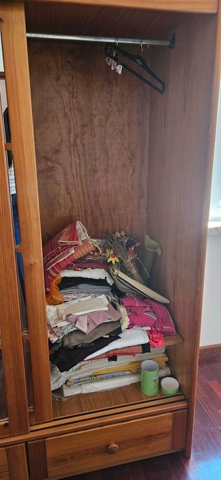 Roupeiro quarto madeira