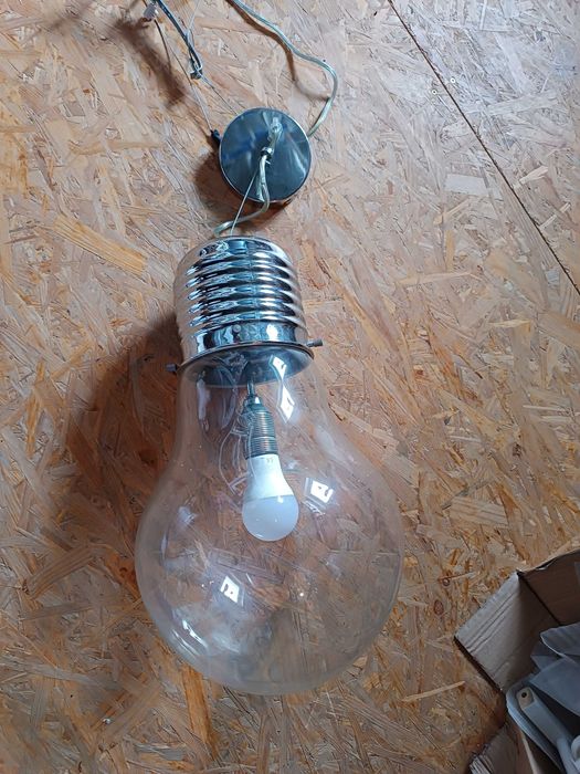 Lampa Duża Żarówka