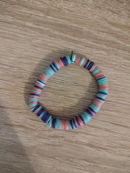 Kolorowa bransoletka.