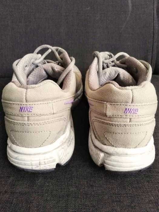 NIKE Running. Buty damskie.