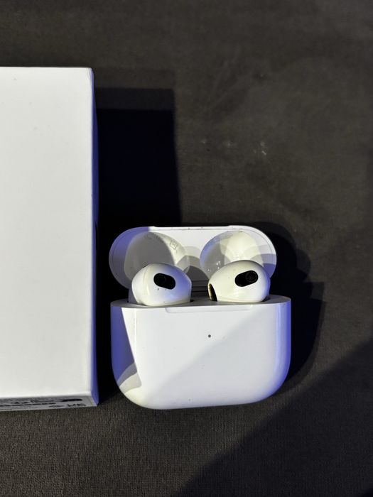 Apple airpods 3 sluchawki białe komplet