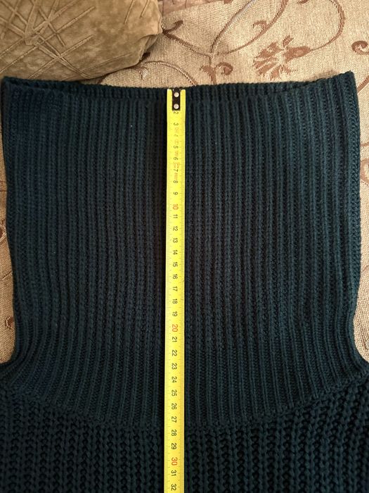 Светр оверсайз темно зелений