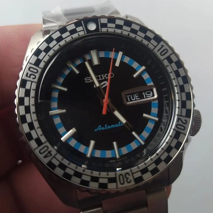 Seiko 5 Sports Rally Divers SRPK67