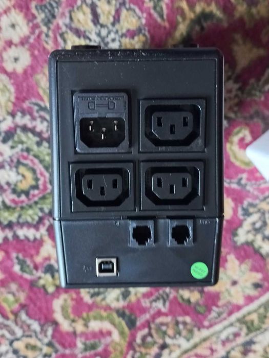 Источник бесперебойного питания Eaton NV 800VA. Новый, в упаковке.