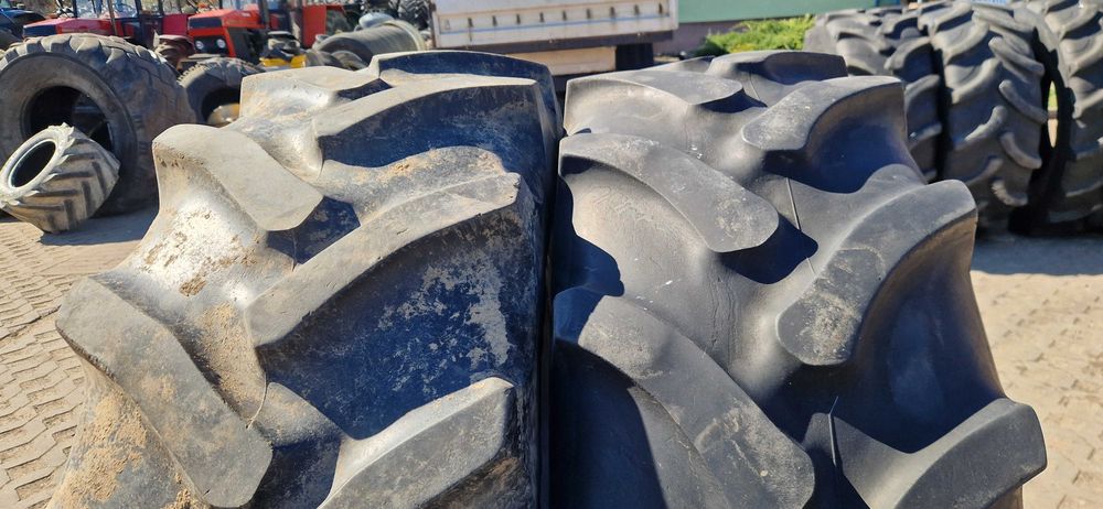 380/70r24 13.6r24 13.6-24 340/85r24 bieżnik 50% bez napraw