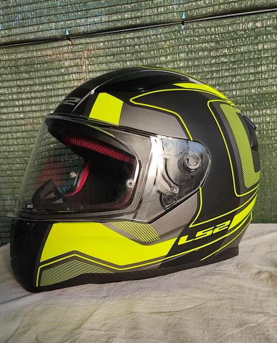 Capacete de mota LS2
