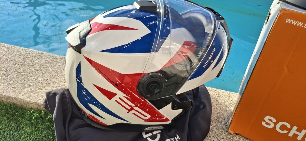 Capacete Schuberth Trail E2