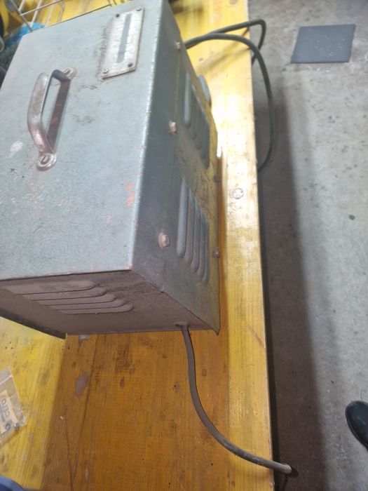 Maquina de soldar 220vllt ou 2 fases