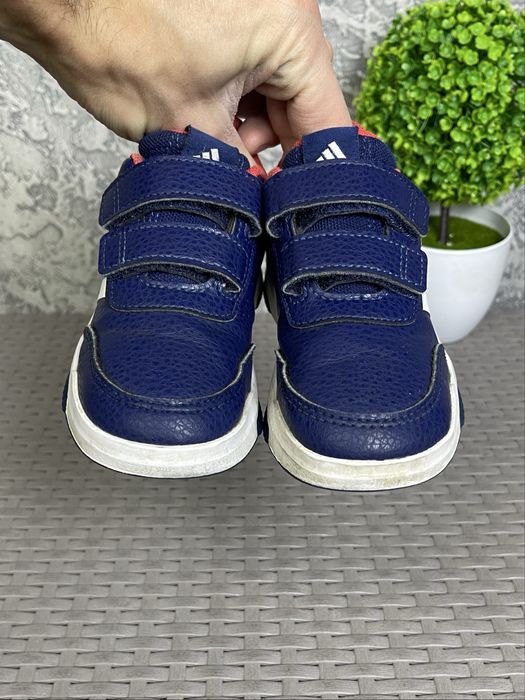 Adidas Tensaur кроссовки 25 размер детские спортивные кожаные