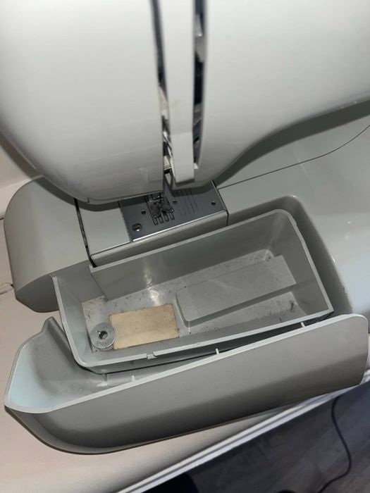 Швейна машинка TCM