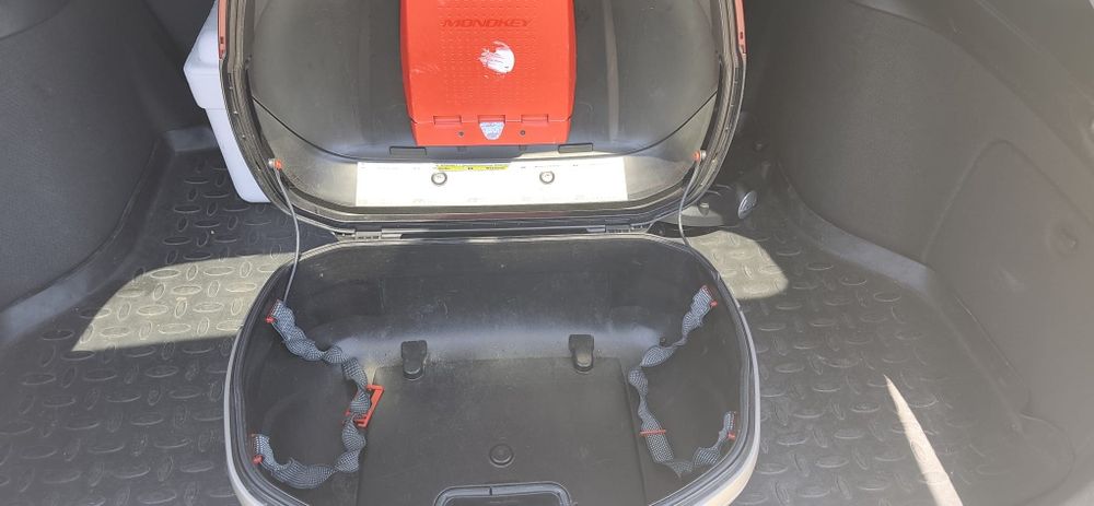 Top case givi V46
