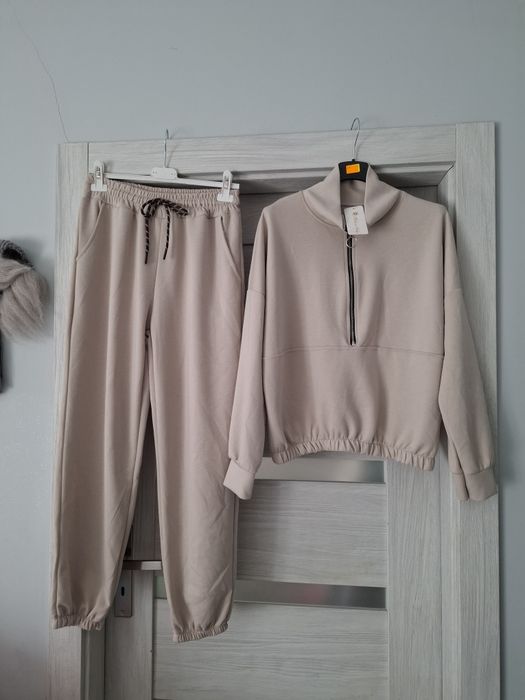 Dres bluza ze stójka