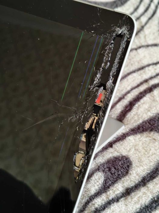 Microsoft Surface Go на запчасти