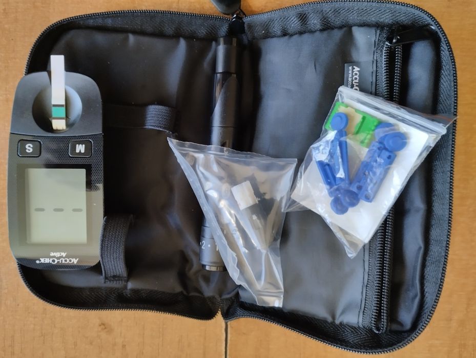 glukometr  accu-chek