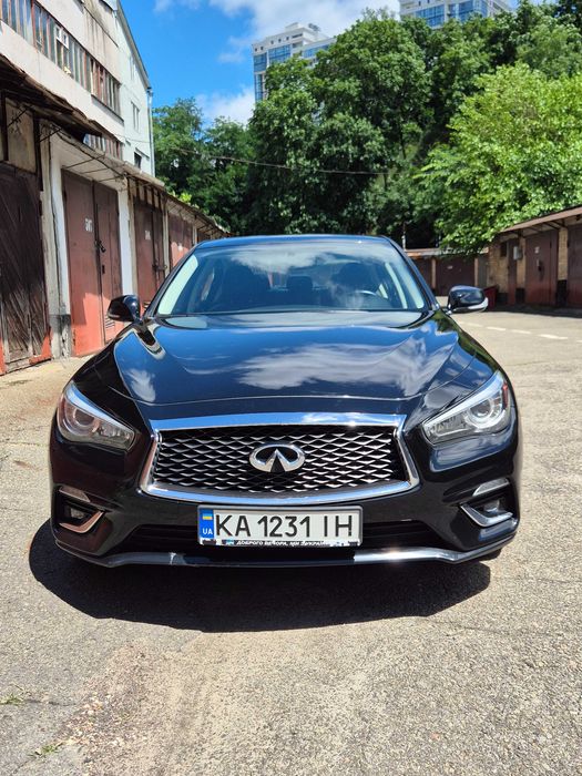 Infiniti Q50 3.0L Twin-Turbo (2017) — 97 тис. км пробігу