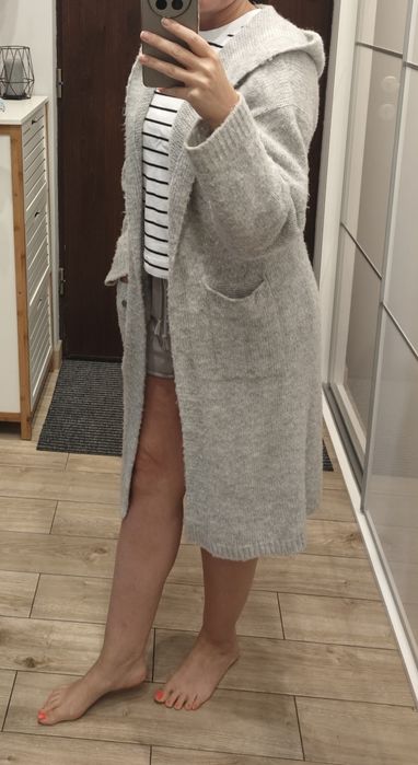 Sweter damski szary