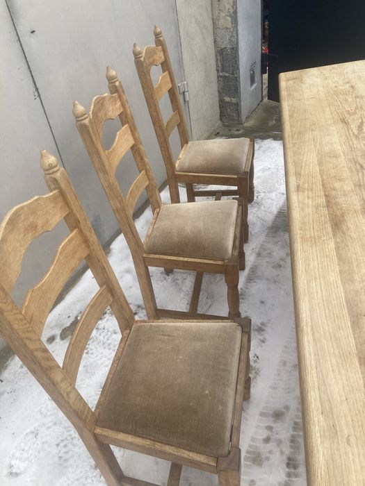 Стіл та стільці з масиву