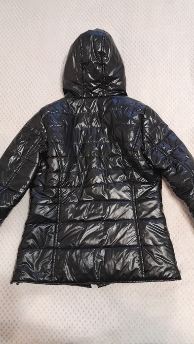 Куртка демі  розмір М. 44